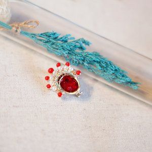 Beijing Opera Face Red Pin / Red Brooch